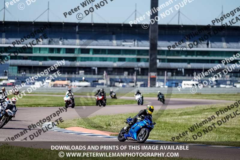 Rockingham no limits trackday;enduro digital images;event digital images;eventdigitalimages;no limits trackdays;peter wileman photography;racing digital images;rockingham raceway northamptonshire;rockingham trackday photographs;trackday digital images;trackday photos